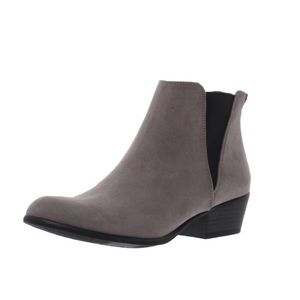 NWT Esprit Ankle Boot